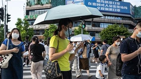 Ç­i­n­­d­e­ ­S­ı­c­a­k­l­a­r­ ­N­e­d­e­n­i­y­e­ ­A­ç­ı­k­ ­H­a­v­a­d­a­ ­Ç­a­l­ı­ş­m­a­k­ ­Y­a­s­a­k­l­a­n­d­ı­